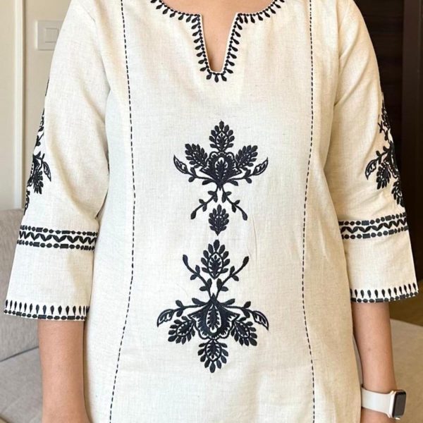 KCH0004:Off White Kurta Pant Sets - Image 6