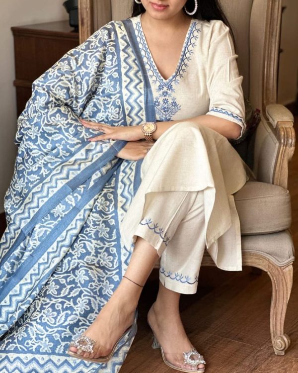 KCH0007:Handloom Cotton Kurta Pant With Khadi Silk Dupatta - Image 7