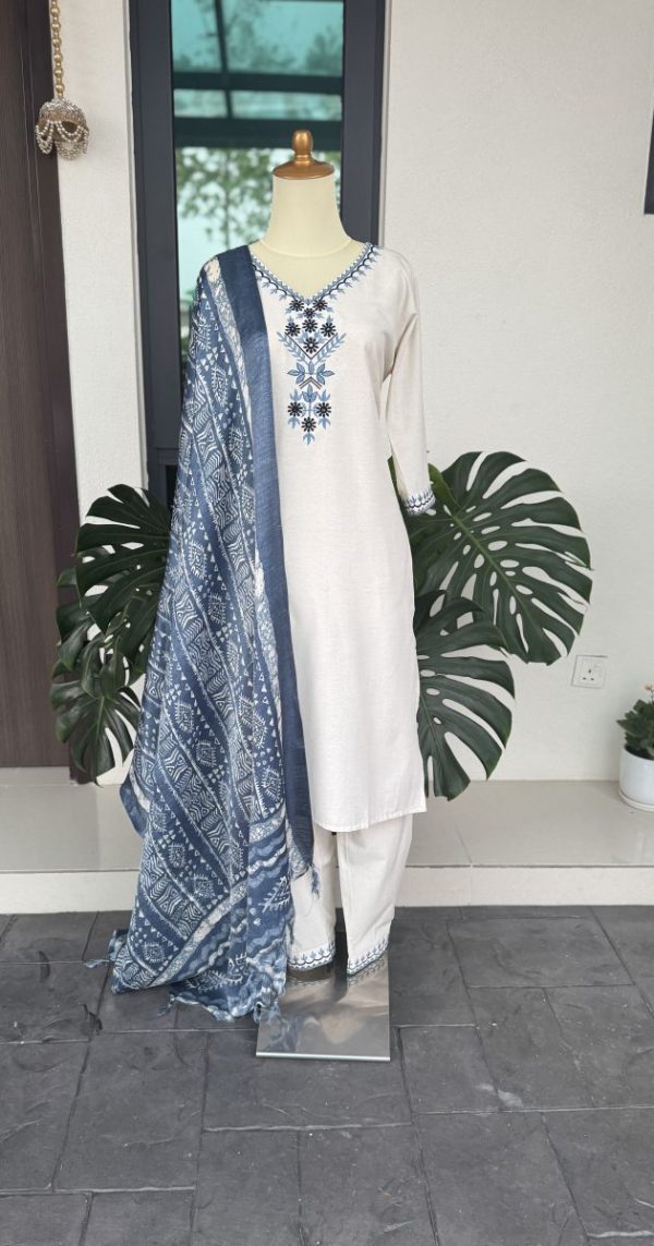 KCH0007:Handloom Cotton Kurta Pant With Khadi Silk Dupatta - Image 5