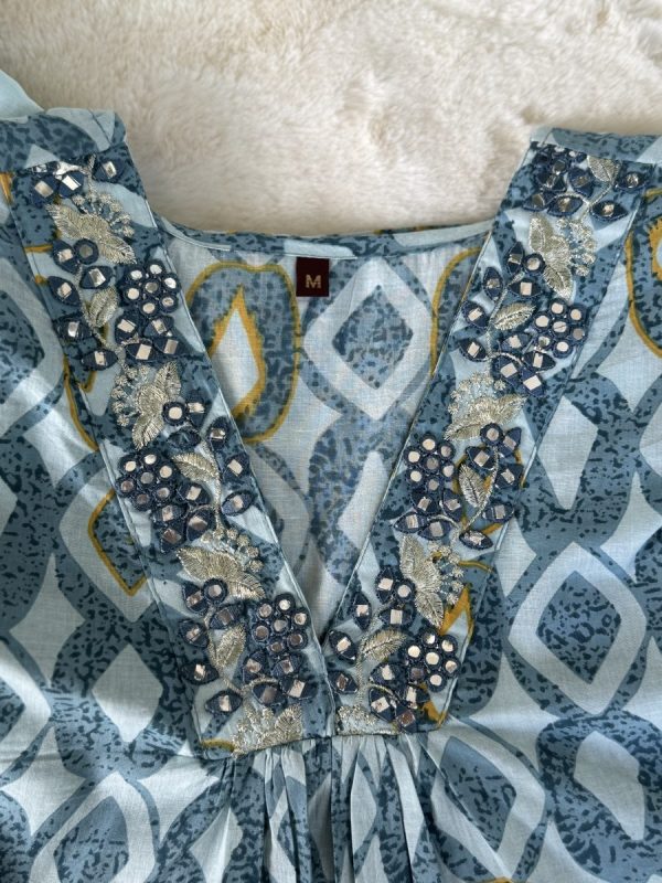 KCH0014:Aqua Petal Printed Kurta With Pant - Image 2