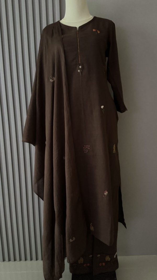 KCH0019:Cocoa Bloom Embroidered Cotton Kurta Suit - Image 5