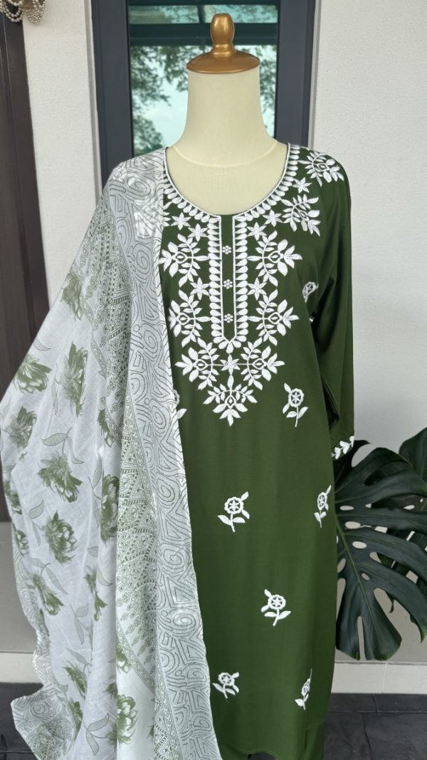 KCH0039:Plus Size Chikankari Kurta Suit - Image 4