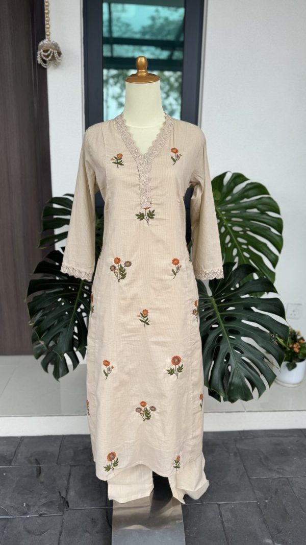 KCH0055:Beige Floral Pure Cotton Kurta Suit - Image 4
