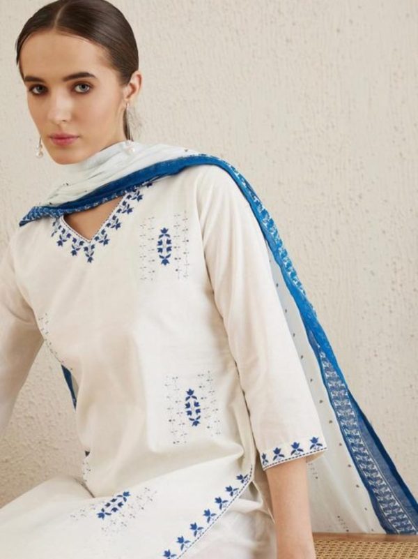 KCH0058:Cotton White Kurta Suit With Royal Blue Touch - Image 4