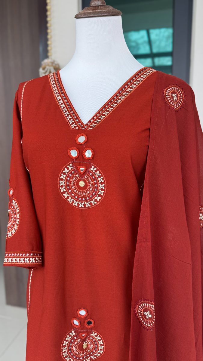 KCH0150:Aaradhya Rust Cotton Suit - Image 3